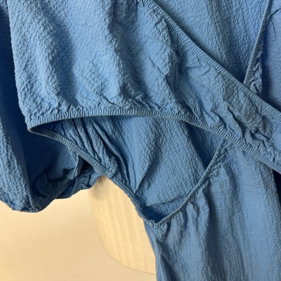 ASOS Design EUC Seersucker Wrap Like Upper Part  With Cut Detail - Picture 5 of 17